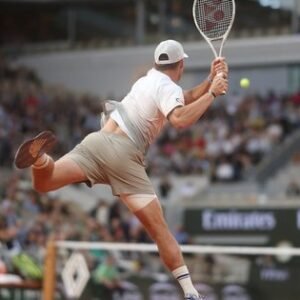 Tommy Paul’s Challenge at French Open: Alcaraz Dominates - Thumbnail