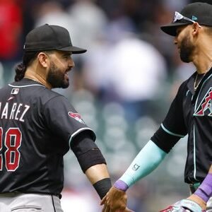 Diamondbacks Stun Braves with Historic Comeback Victory - Thumbnail