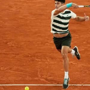 Carlos Alcaraz Shines in 2025 French Open Semifinals - Thumbnail