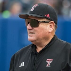 Geri Ann Glasco: Honoring a Legacy in Softball - Thumbnail