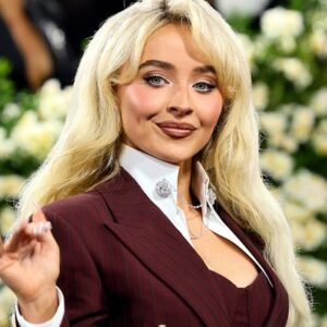 Sabrina Carpenter Announces Exciting New Album ‘Man’s Best Friend’ - Thumbnail