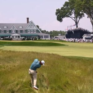 Johnny Miller: Golf Legend and Insightful Broadcaster - Thumbnail