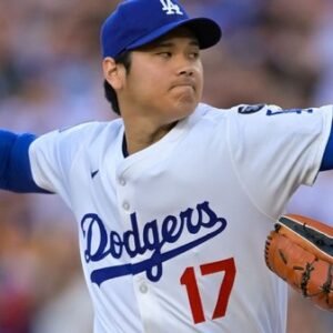 Dave Roberts Guides Ohtani’s Spectacular Return to Pitching - Thumbnail