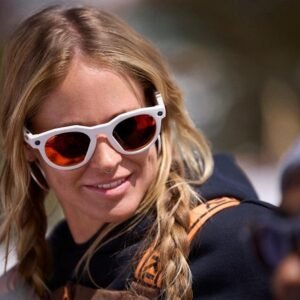 Meta Oakley Smart Glasses: The Future of Wearable Tech - Thumbnail