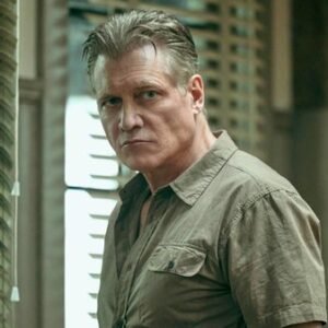 Get to Know the Cast of “The Waterfront” on Netflix - Thumbnail