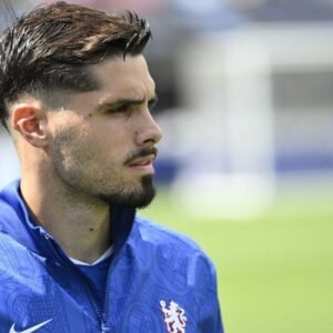 Chelsea’s Pedro Neto Faces Tough Decision for Club World Cup - Thumbnail