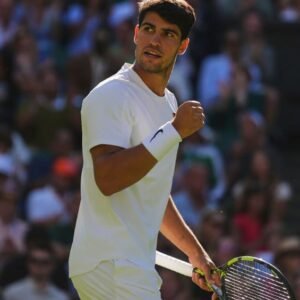 Danielle Collins Faces Tough Battles at Wimbledon 2025 - Thumbnail