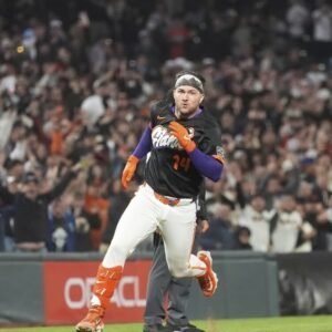 Giants Game Today: Patrick Bailey Makes History with Inside-the-Park Homer - Thumbnail