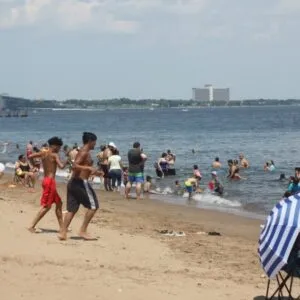 Heat Advisory: Dangerous Heat Wave Hits Staten Island - Thumbnail