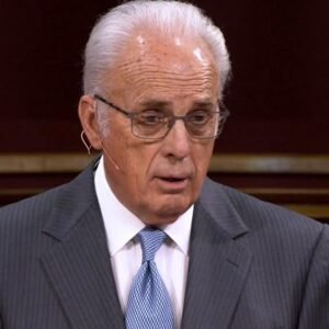 John MacArthur Hospitalized: Congregation Rallies with Prayers - Thumbnail