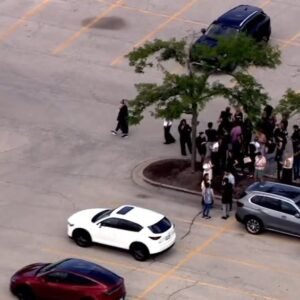 Lockdown Lifted at Skokie’s Old Orchard Mall After Police Response - Thumbnail