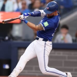 Toronto Blue Jays Sweep Yankees, Celebrate First Place in AL East - Thumbnail