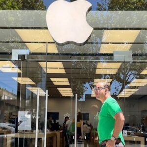 Apple Earnings: A Closer Look at Q3 Expectations and Challenges - Thumbnail