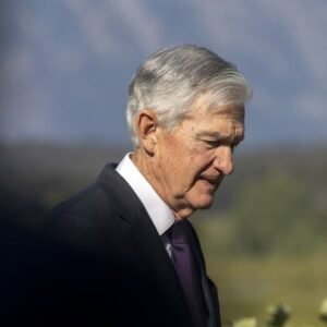 ETH Soars as Powell Hints at Rate Cuts, Reviving Crypto Market - Thumbnail