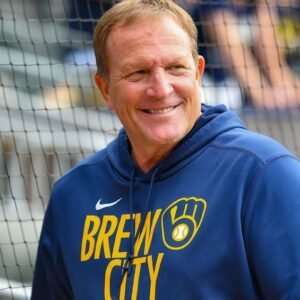 Milwaukee Brewers: Manager’s Viral Pancakes Create a Buzz - Thumbnail