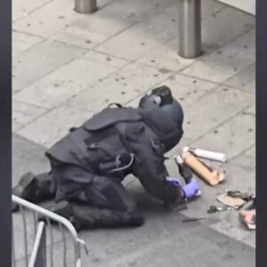 NYC Times Square Evacuation: Suspicious Package Investigation - Thumbnail