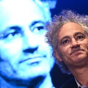 Palantir Stock Price Hits Correction Territory Amid Decline - Thumbnail