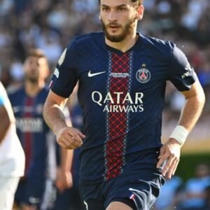 PSG Faces Angers Without Kvaratskhelia Due to Injury Concerns - Thumbnail