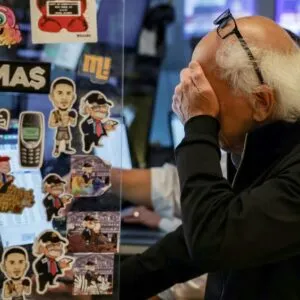 Spy Stock Update: Market Reaction to Weak Jobs Data and Tariffs - Thumbnail