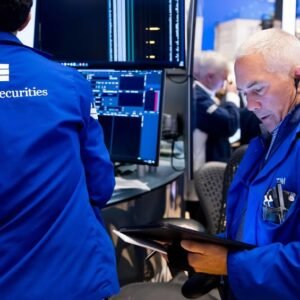 Stock Futures Today Show Positive Signs Amid Earnings Reports - Thumbnail