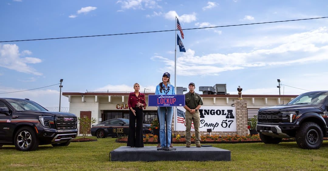 Kristi Noem's Controversial Leadership at DHS A Deep Dive