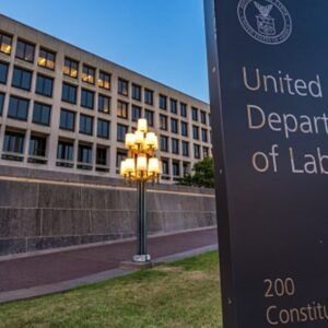 U.S. Market Faces Uncertainty Amid Potential Data Blackout - Thumbnail