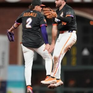 MLB Wild Card Standings Tighten as Season Winds Down - Thumbnail