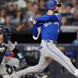 Blue Jays Clinch ALDS Victory Over Yankees to Advance to ALCS - Thumbnail