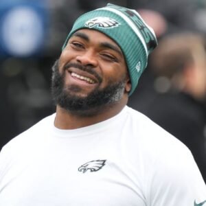 Brandon Graham Considers Unretiring to Rejoin Eagles - Thumbnail