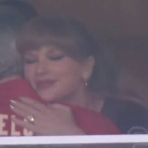 Taylor Swift and Caitlin Clark Enjoy Chiefs Game Together - Thumbnail