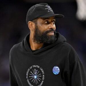 Kyrie Irving Defends D’Angelo Russell from Bill Simmons’ Comments - Thumbnail