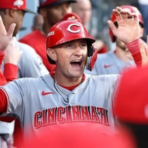 Ohtani’s Playoff Magic: Dodgers Lead Reds in Intense Wild Card Clash - Thumbnail