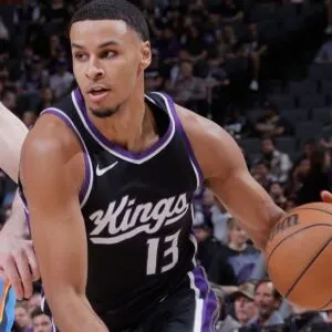 Ron Harper Jr.: The Latest Buzz Around the Rising NBA Star - Thumbnail