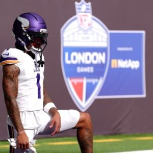 Ticketmaster Apologizes to Fans Over London Game Glitches - Thumbnail