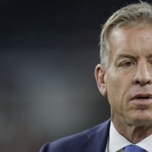 Troy Aikman Responses to Backlash Over Bears Quarterback Comments - Thumbnail