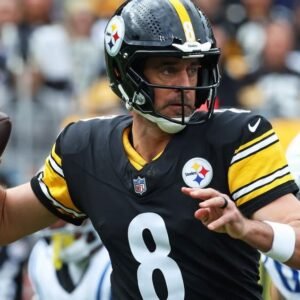 Aaron Rodgers’ Wife: The Quiet Life of the NFL Superstar’s Marriage - Thumbnail