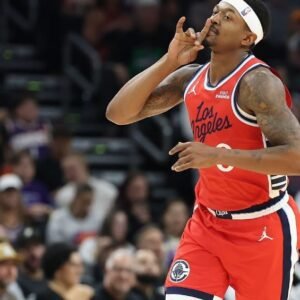 LA Clippers Bradley Beal to Undergo Season-Ending Surgery - Thumbnail