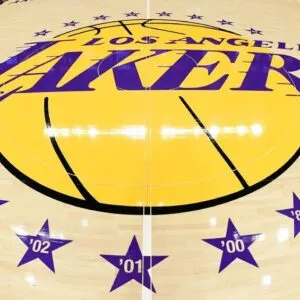 Mark Walter Approved as New Majority Owner of the Lakers - Thumbnail