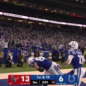 Adonai Mitchell: Rising NFL Star Captivates Fans This Season - Thumbnail