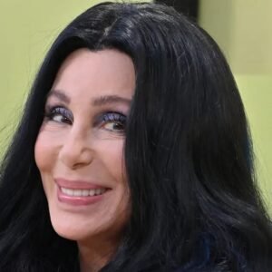 Ariana Grande Shines in Latest SNL Christmas Special Appearance - Thumbnail