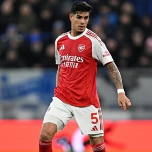 Arsenal vs Brighton: Hincapie’s Return Shakes Up the Lineup - Thumbnail