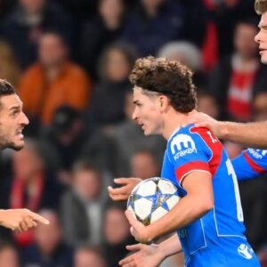 Atlético Madrid Takes on Valencia C.F. in Crucial LaLiga Clash - Thumbnail