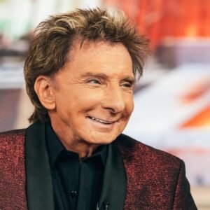 Barry Manilow Reveals Lung Cancer Diagnosis and Surgery Plans - Thumbnail