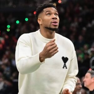 Bucks vs Bulls: Giannis Antetokounmpo Set to Return - Thumbnail