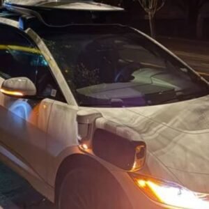 Waymo Resumes Car Services After Power Outage Chaos in San Francisco - Thumbnail