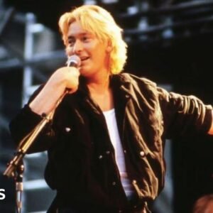 Chris Rea, Beloved Singer of “Driving Home for Christmas,” Dies at 74 - Thumbnail