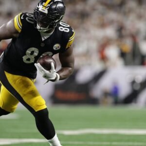 Darnell Washington Reacts to Rob Gronkowski’s Praise - Thumbnail