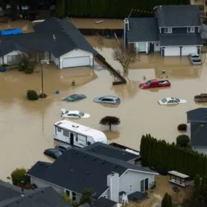 Flood Warning: Severe Weather Triggers Evacuations in Washington - Thumbnail