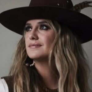 Lainey Wilson’s Rising Success: From Small Town Dreams to Stardom - Thumbnail