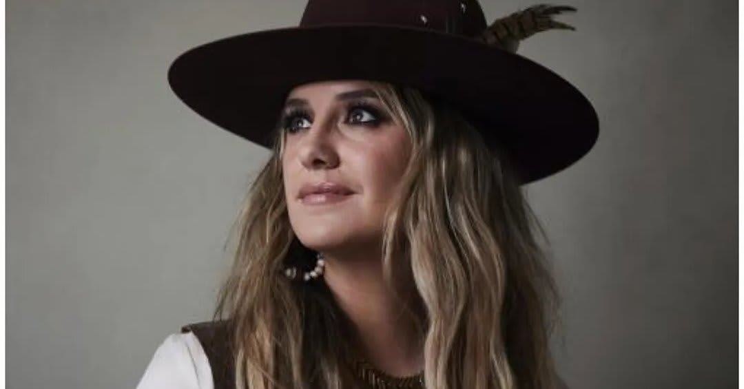 Lainey Wilson's Rising Success: From Small Town Dreams to Stardom